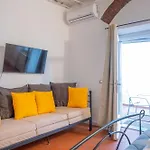 Апартаменты Rjgal - Private Courtyard Center Флоренция